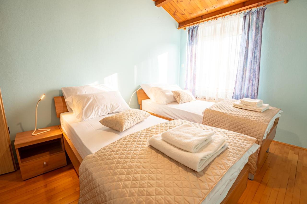 Adriatic Bay Apartments ポルトローシュ エクステリア 写真