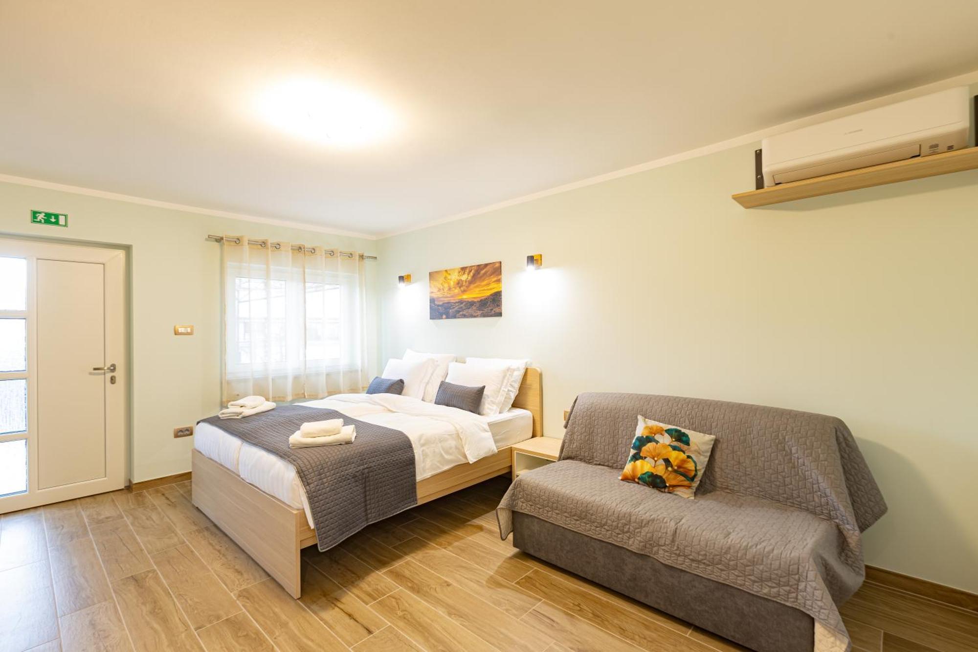 Adriatic Bay Apartments ポルトローシュ エクステリア 写真