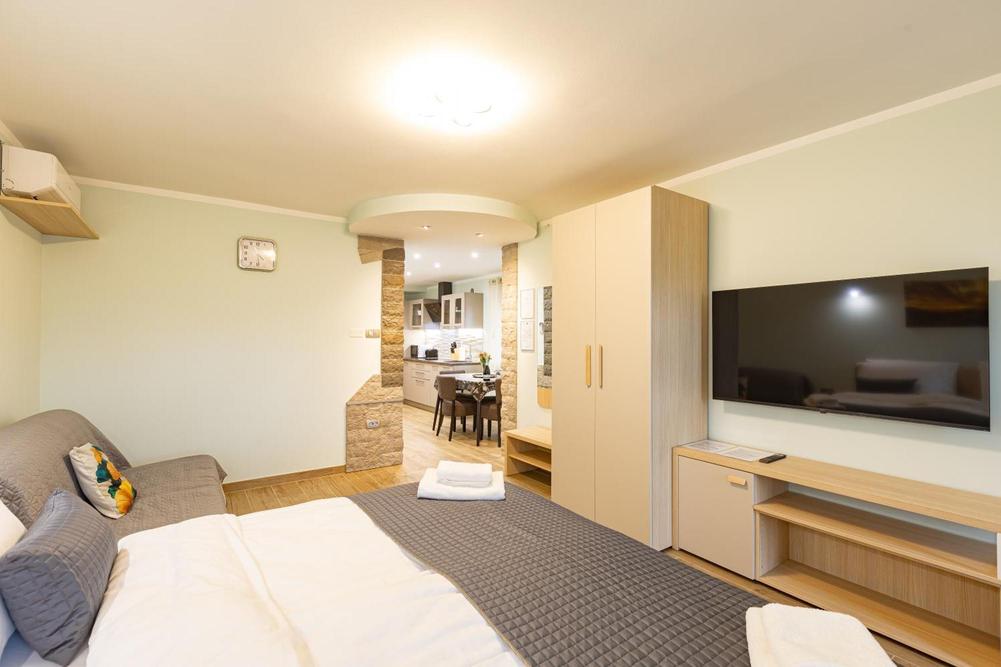 Adriatic Bay Apartments ポルトローシュ エクステリア 写真