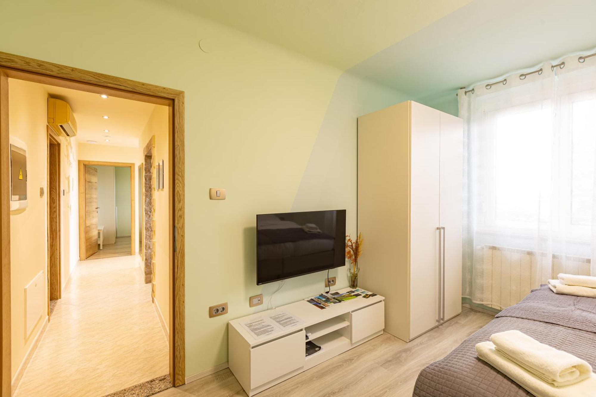 Adriatic Bay Apartments ポルトローシュ エクステリア 写真