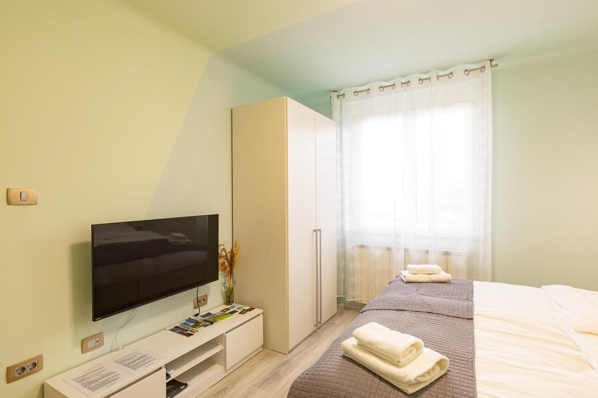 Adriatic Bay Apartments ポルトローシュ エクステリア 写真